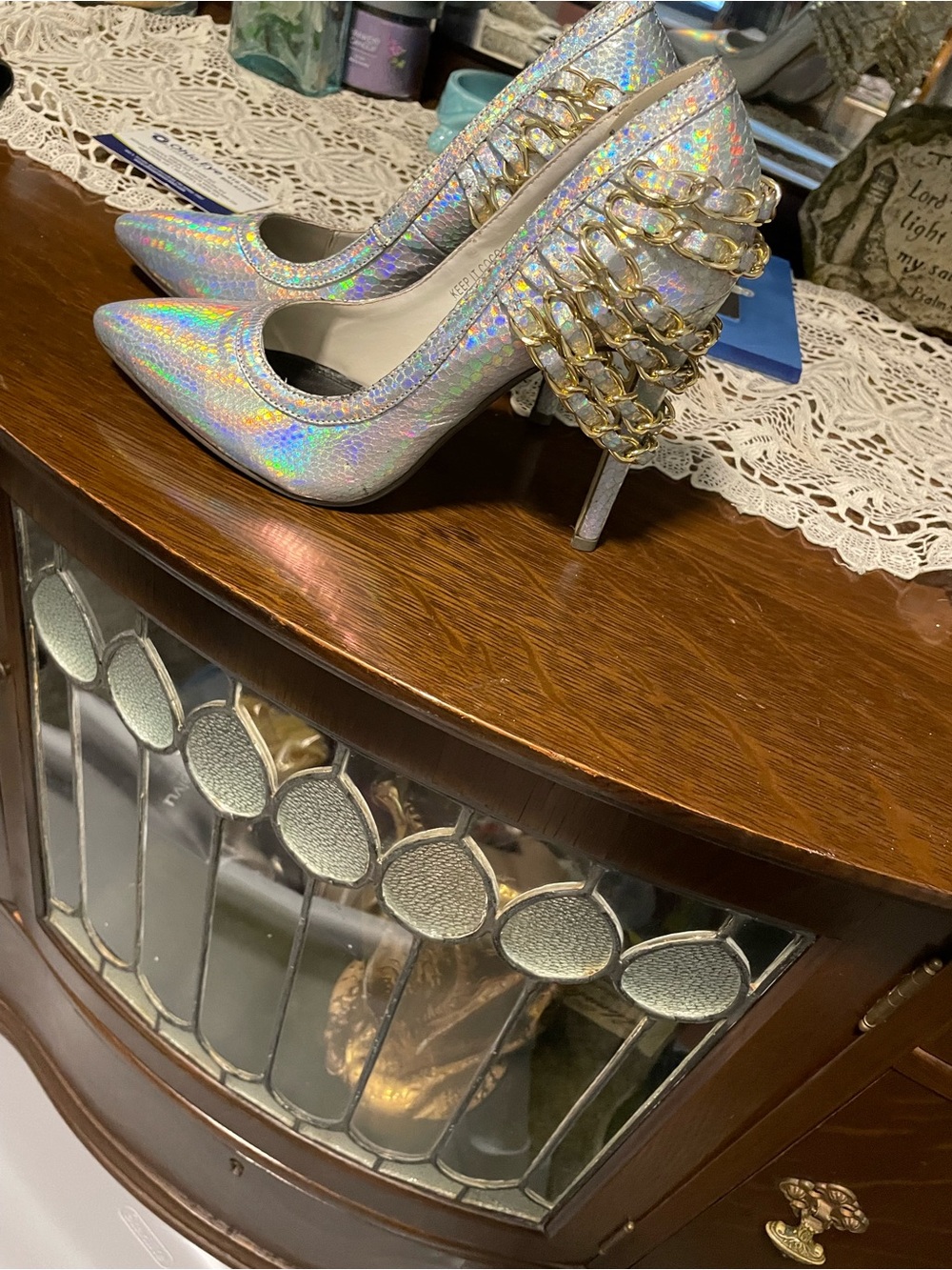 Holographic Pointed-Toe Pumps with Gold Chain Detail. Heel 4in. Item # 11705